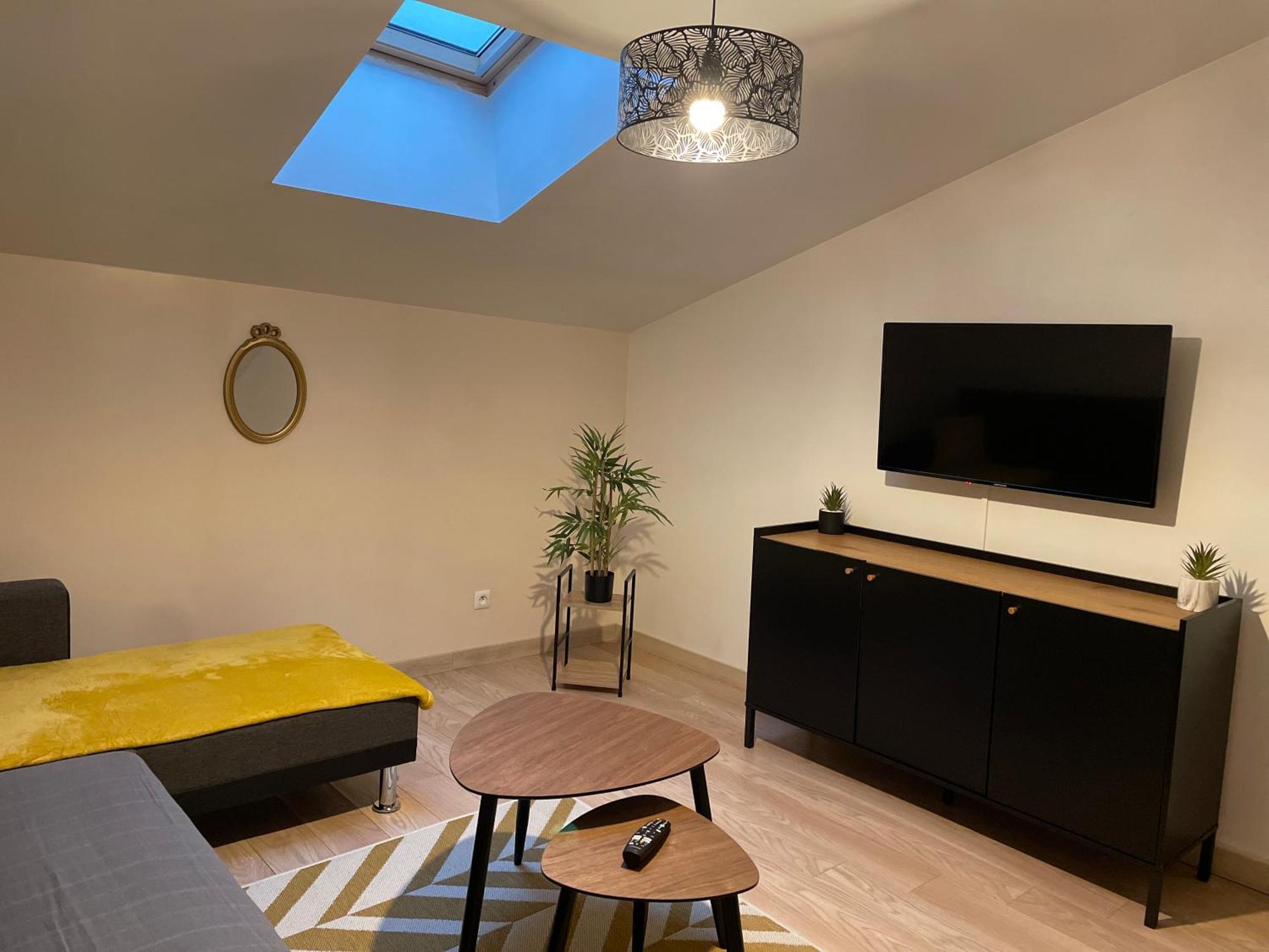 Lindor Apartment Angouleme Bagian luar foto