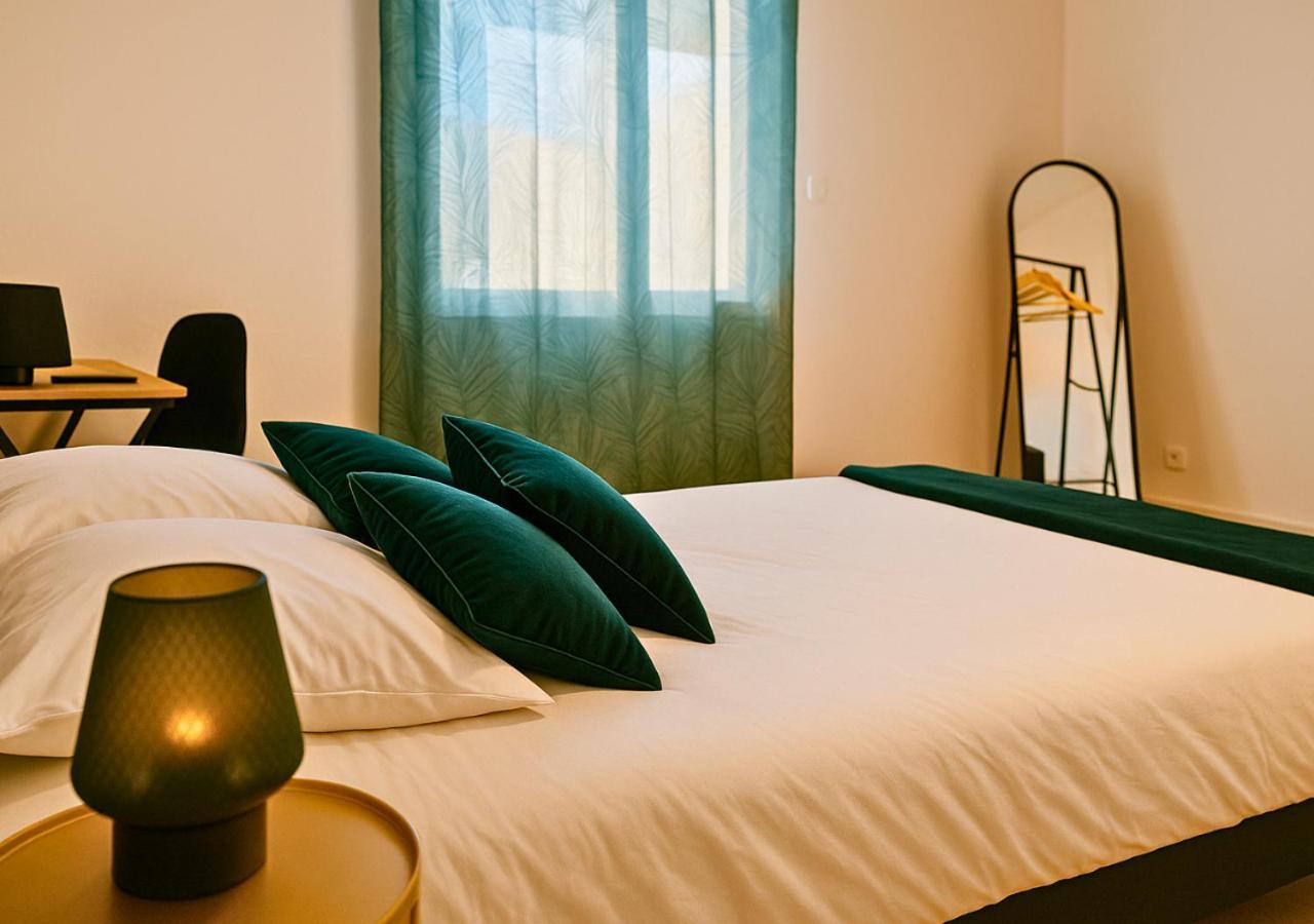 Lindor Apartment Angouleme Bagian luar foto